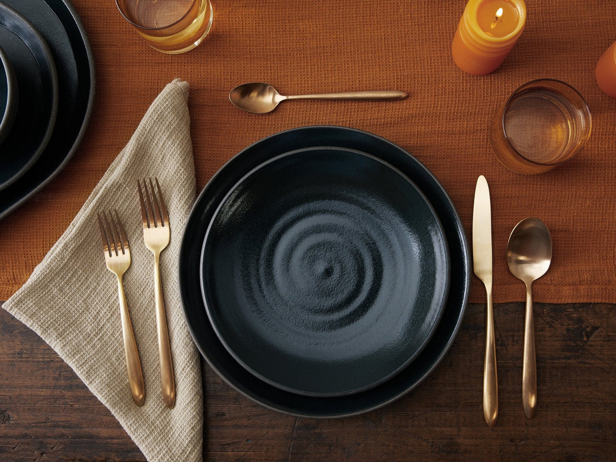 Velo Flatware Set
